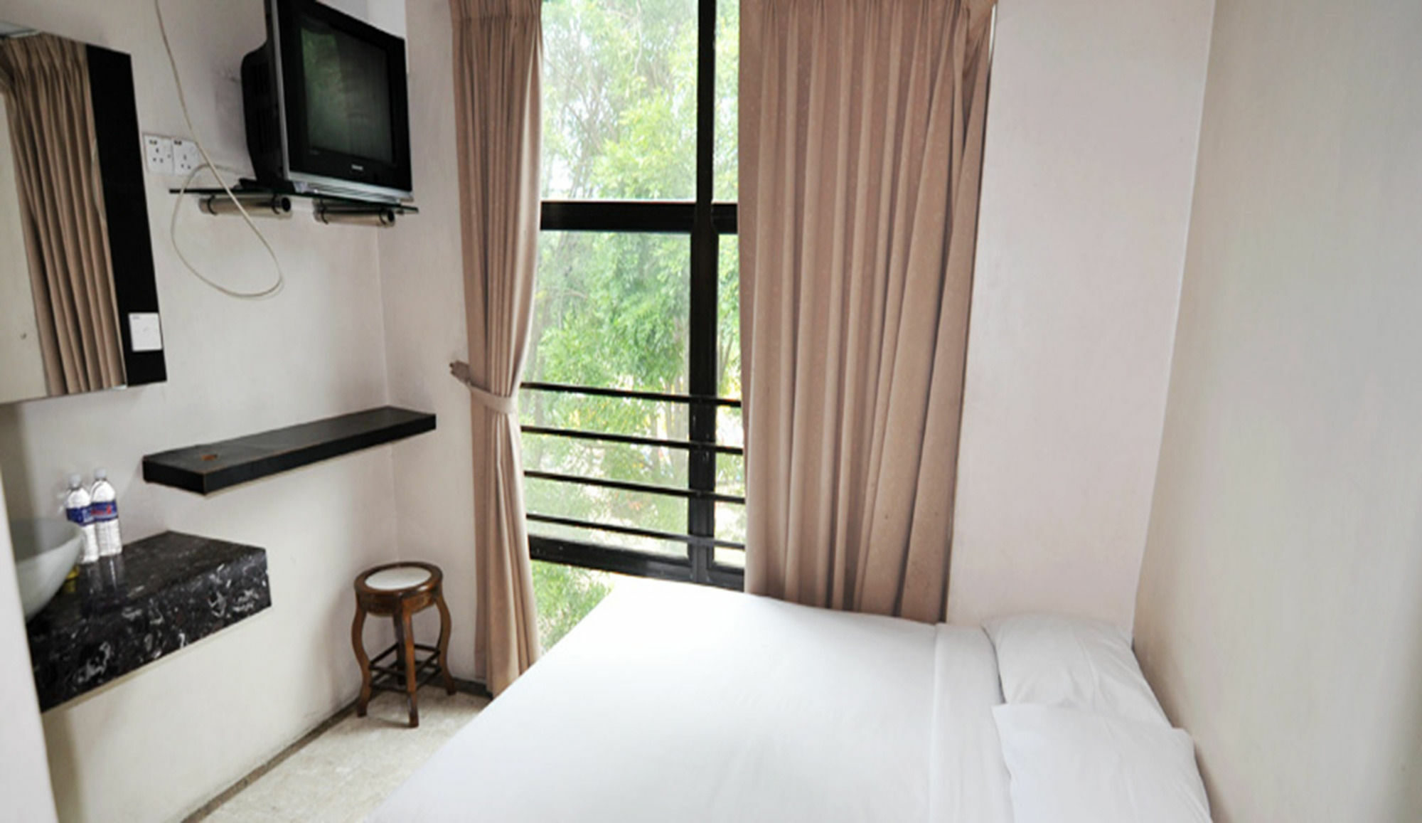 Simpang Ampat  Hotel Zamburger Sungai Bakap מראה חיצוני תמונה